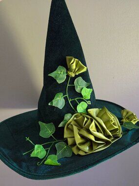 Halloween Costume Cosplay Witch Hat - Cape - tattoos - nail art - snake chain